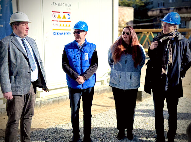 5385 image for slide