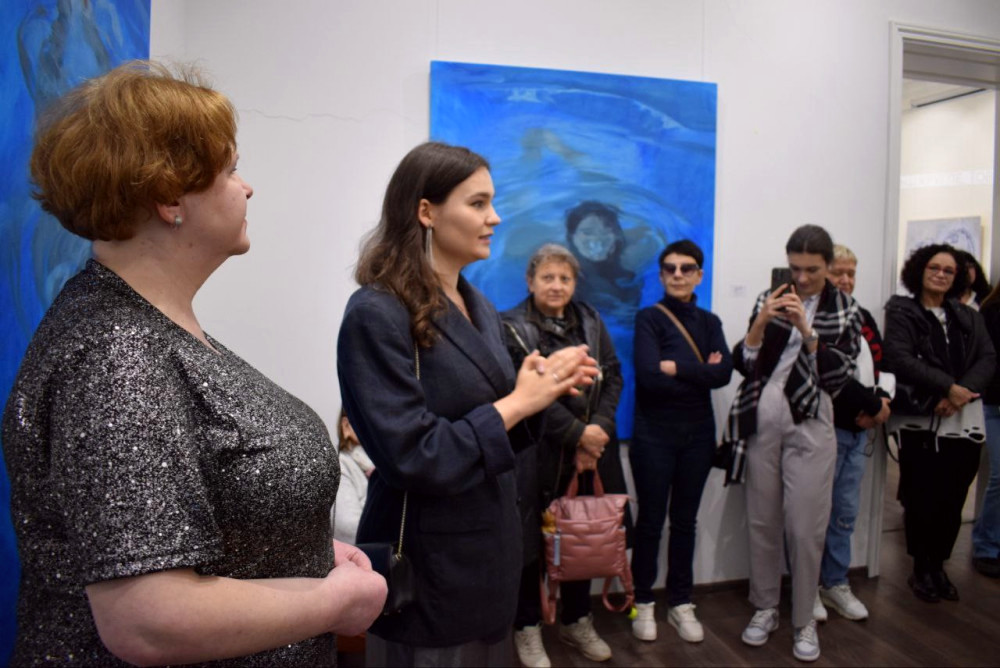 6882 image for slide