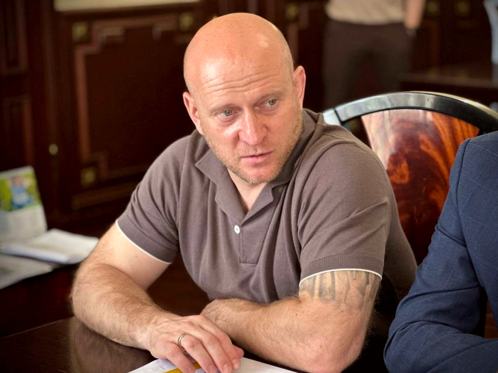 7083 image for slide