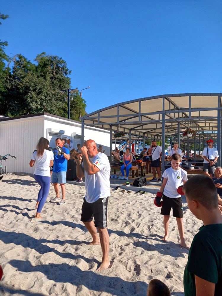 7981 image for slide