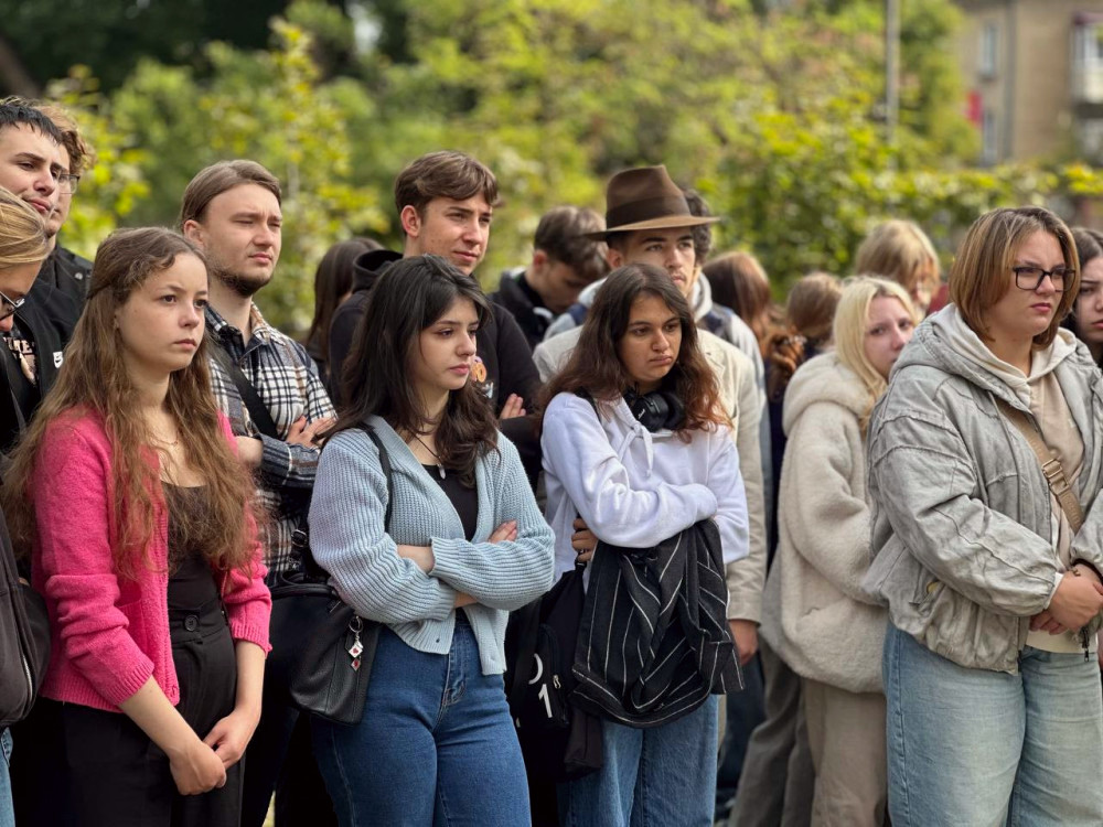 8872 image for slide