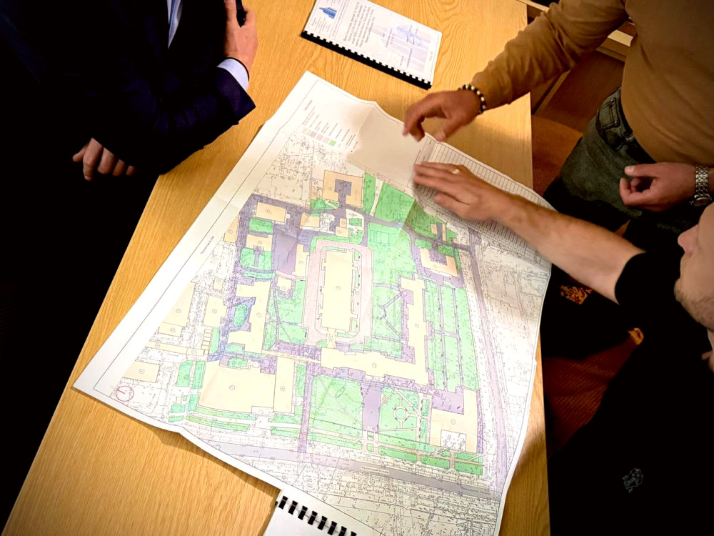 8983 image for slide